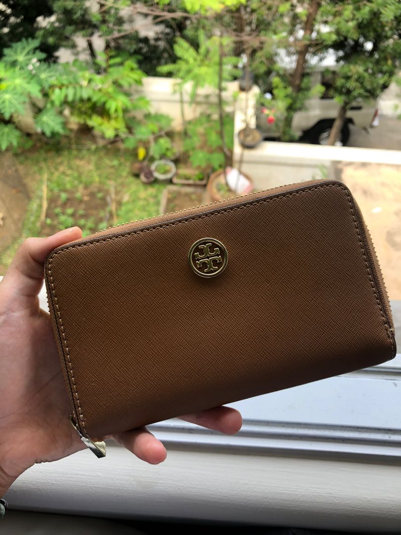 Original Tory Burch Wallet Camel brown, Luxury, Bags & Wallets on Carousell