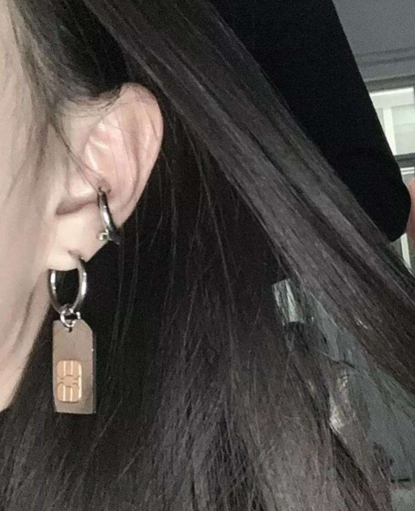 women's street jewellery