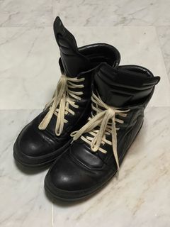 (Category: ) located in . Submitted by ayakata (Listing ID 1073825354, Image 1). Description: .