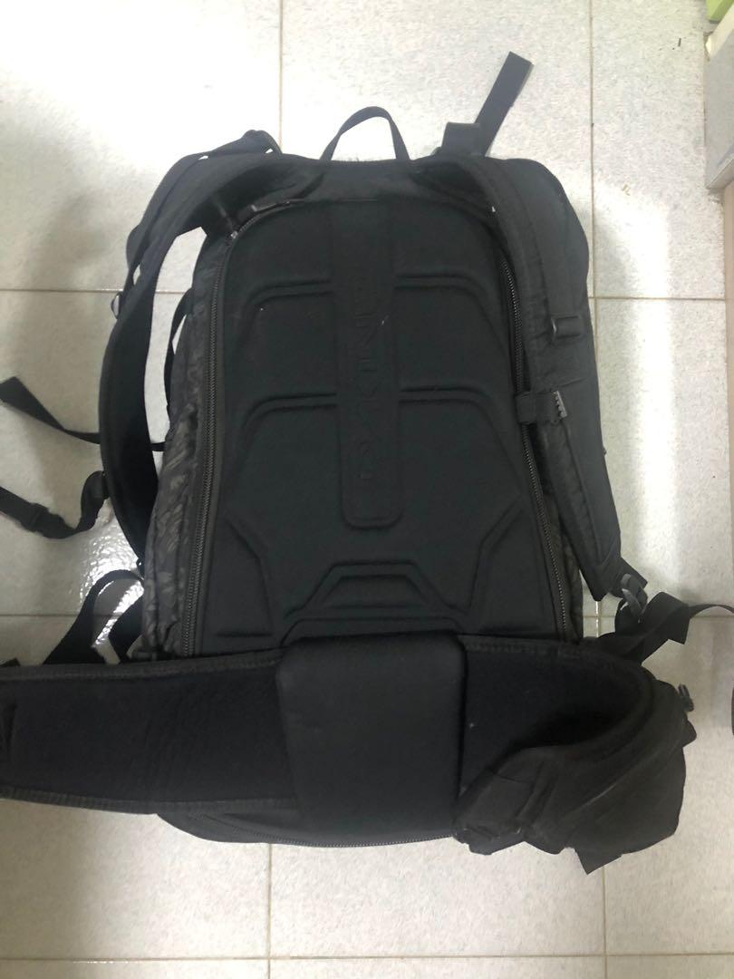 Dakine Sequence 33L Photo Backpack