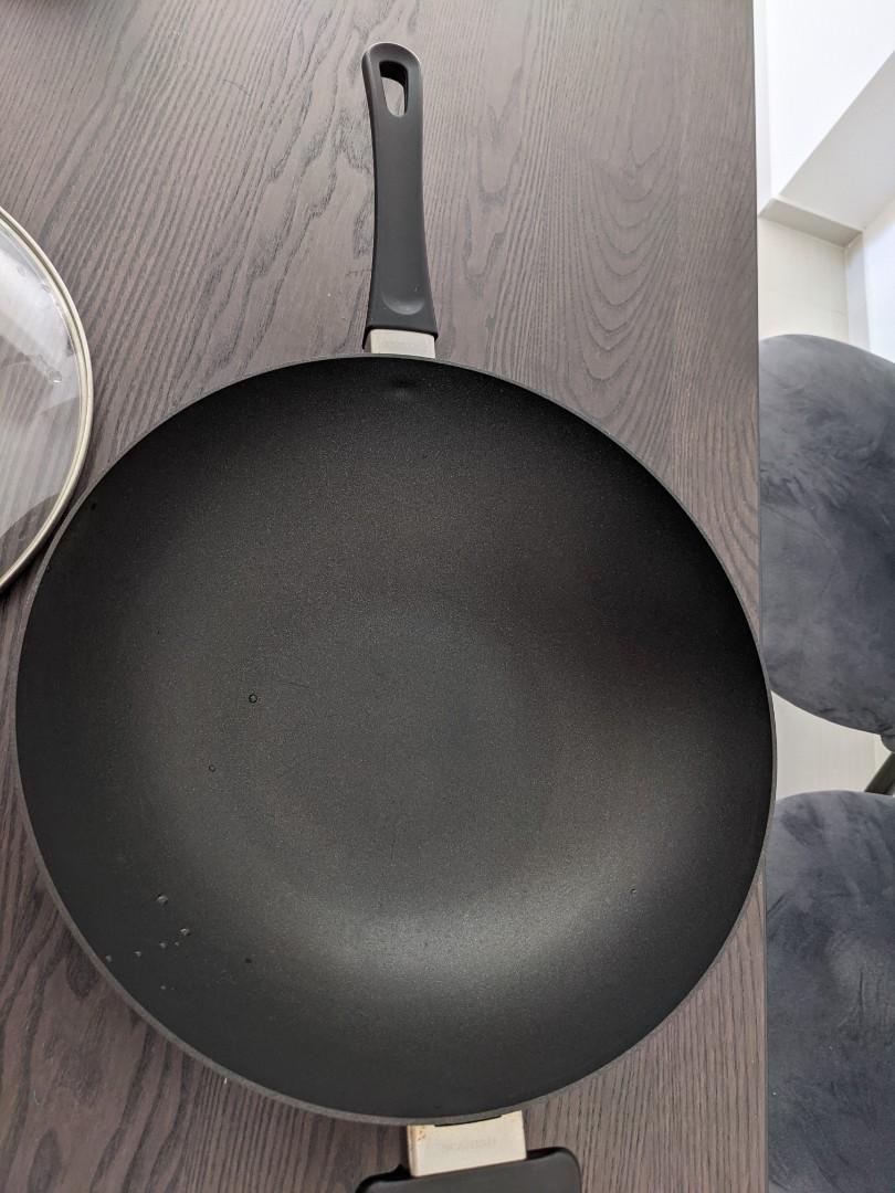 Scanpan Wok 32cm with lid, Home Appliances, Kitchenware on Carousell