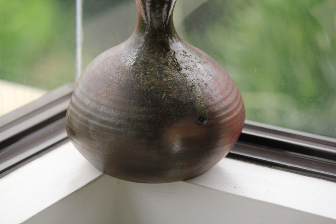 Small jar stoneware dark brown earthenware (Category: Other Kitchenware & Tableware) located in Muntinlupa City. Submitted by 7tablespoons (Listing ID 1073830898, Image 3). Description: .