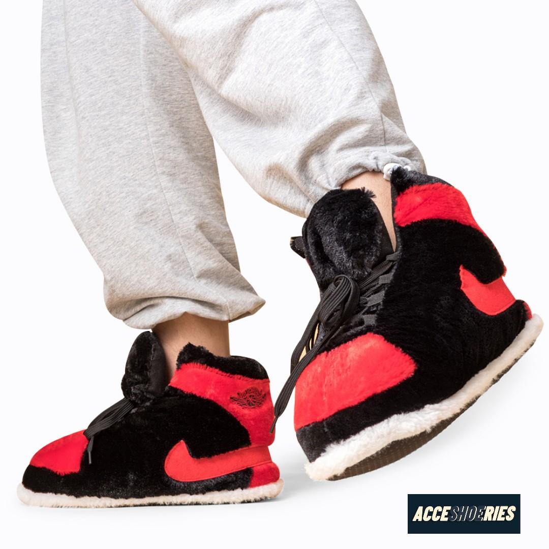 nike plush slippers