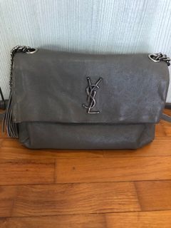 (Category: ) located in . Submitted by shopperholicj (Listing ID 1073869726, Image 1). Description: .