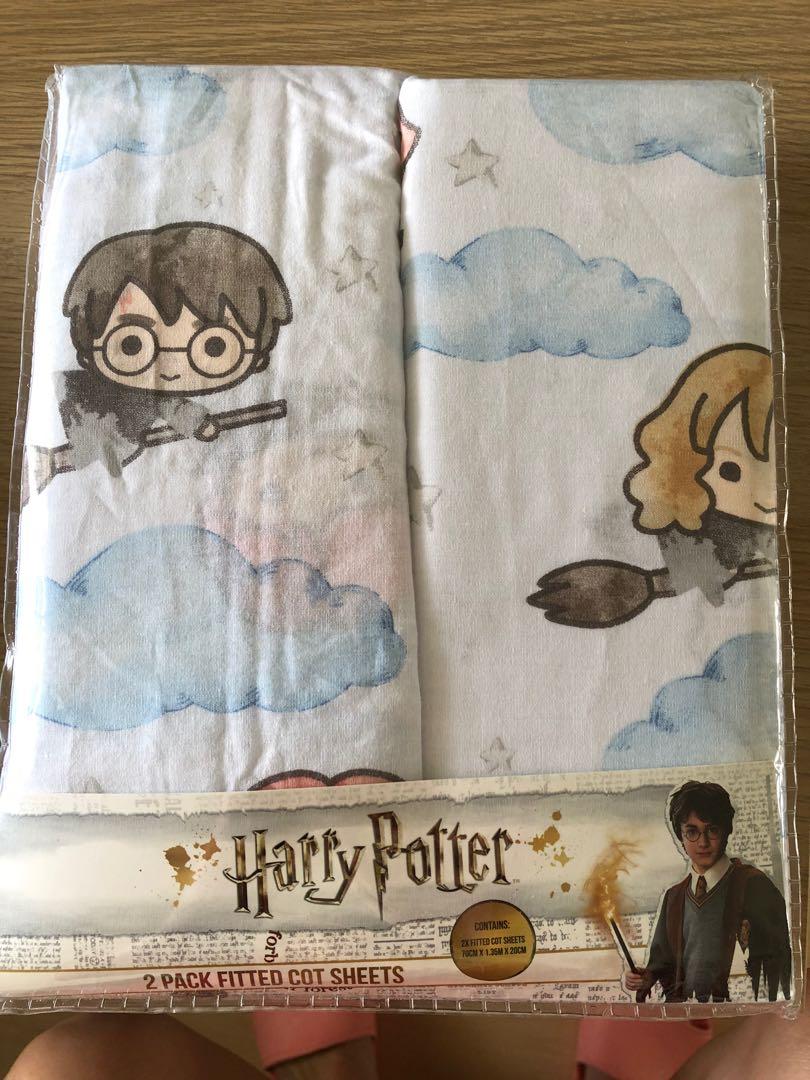 Cot sheets spotlight top