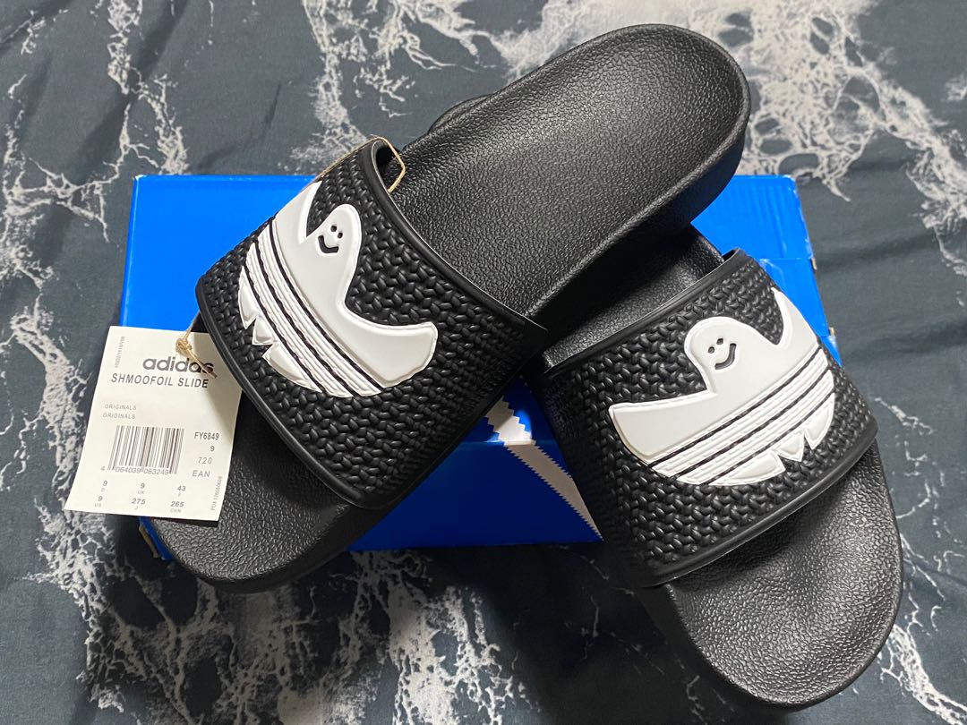 Adidas best sale shmoofoil slides