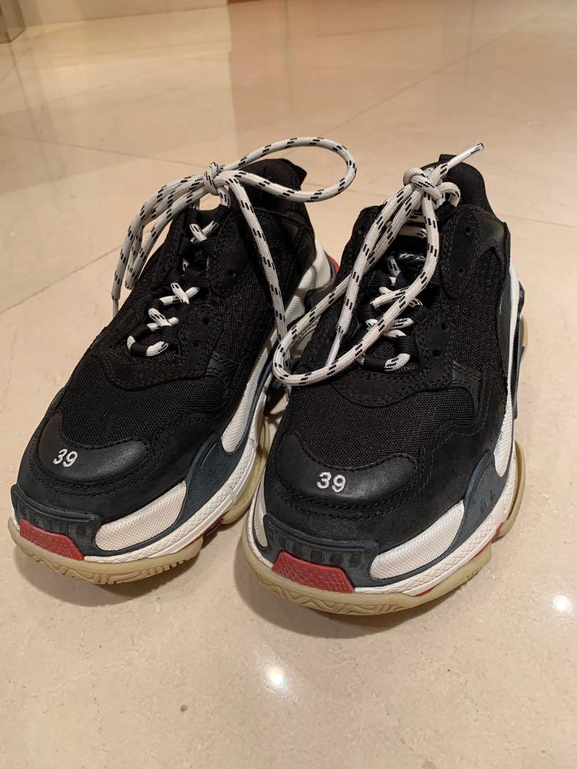 Mr porter balenciaga triple s on sale