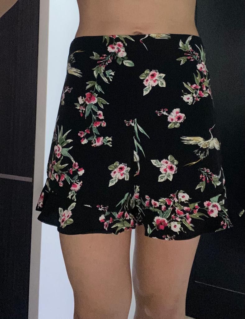 floral flowy shorts