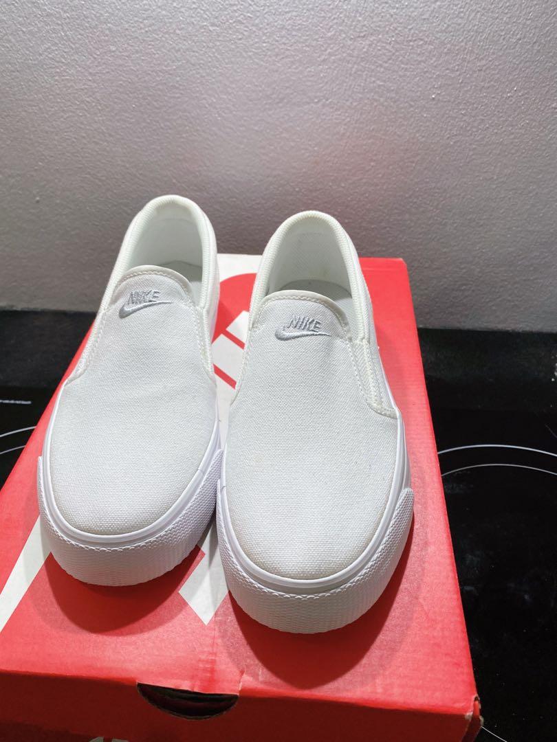 BRAND NEW ORIGINAL NIKE TOKI SLIP ON CANVAS WHITE WOMENS SHOES