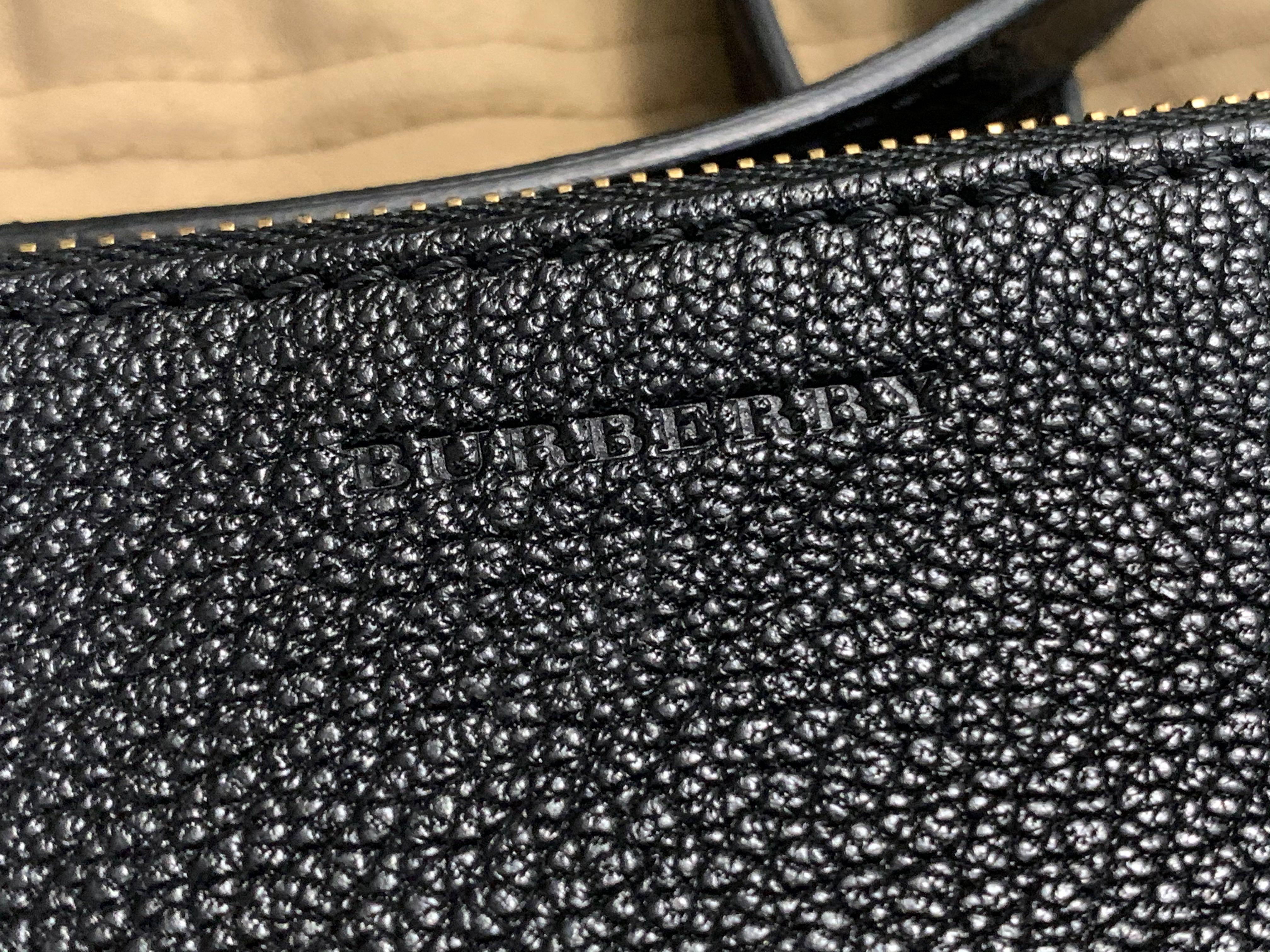 Burberry top triple zip