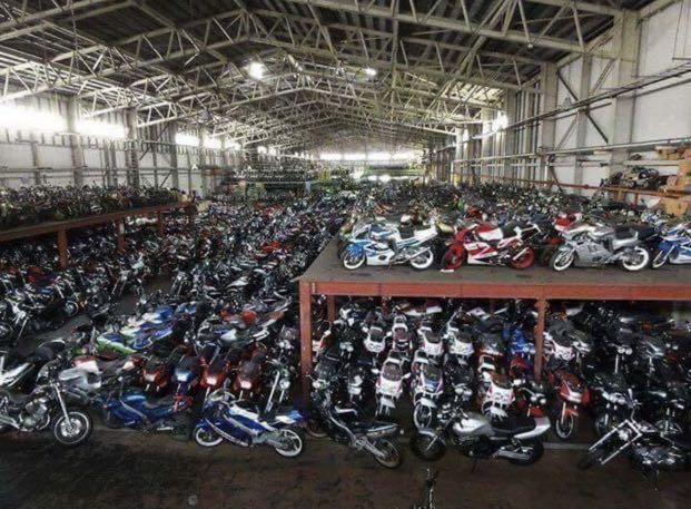 Motorcycle export (Category: Class 2A) located in Singapore. Submitted by motocart (Listing ID 1074100607, Image 1). Description: Buying your used 2A motorcycles!! Will be used locally or exported to our neighbouring countries. Kindly PM your *LOGCARD *PICS OF YOUR BIKE We offer *INSTANT CASH *HASSLE-FREE TRANSACTION *DOORSTEP PICK UP SERVICES .