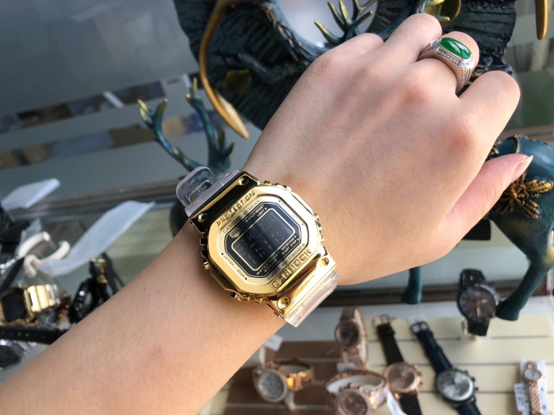 Casio G-SHOCK GMW-B5000 Gold, Men's Fashion, Watches  Accessories, Watches  on Carousell