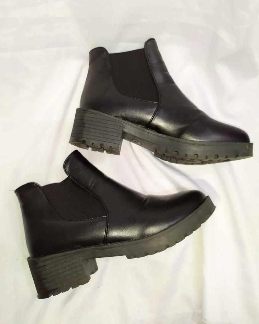 chunky ankle boots women