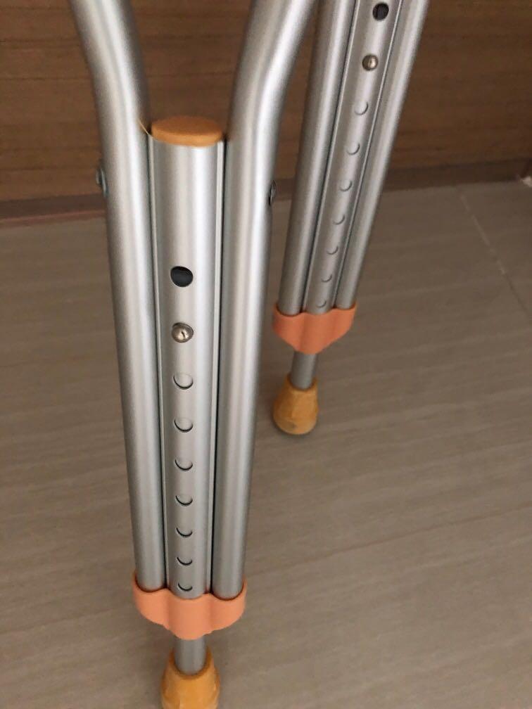 Clutches for walking, Health & Nutrition, Assistive & Rehabilatory Aids, Rehabilitative Devices