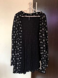 (Category: ) located in . Submitted by ayuthriftstore (Listing ID 1074140751, Image 1). Description: .