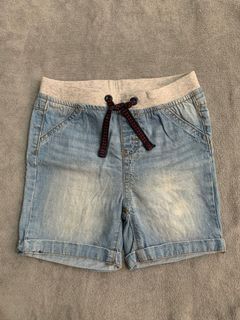 (Category: ) located in . Submitted by alyaazak (Listing ID 1074049852, Image 1). Description: .