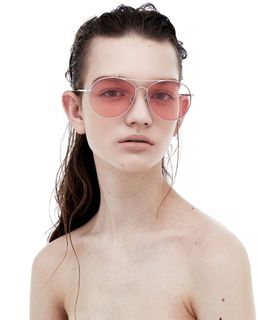 (Category: ) located in . Submitted by luxandbranded (Listing ID 1074123346, Image 1). Description: .