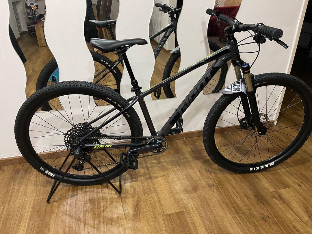 Giant Talon 1 29er with New GX 2021 Crank,New DUB Bottom Bracket,New