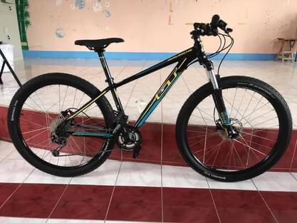 GT Avalanche 27.5 Small Sports Equipment Bicycles Parts