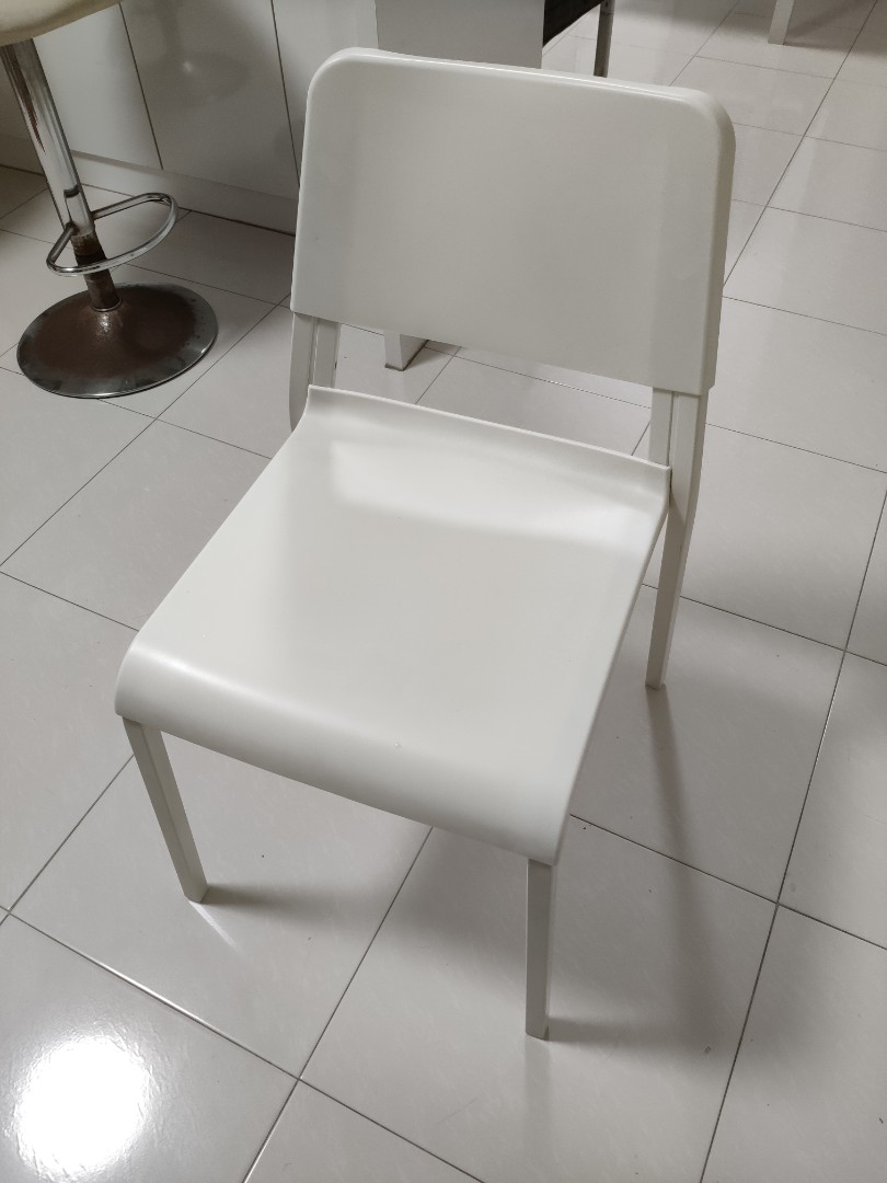 Teodores chair white outlet