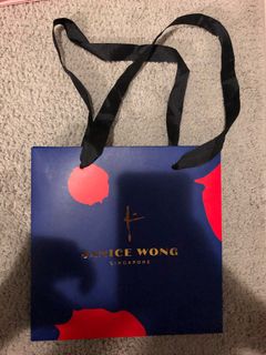(Category: ) located in . Submitted by preloved_hc (Listing ID 1074175256, Image 1). Description: .