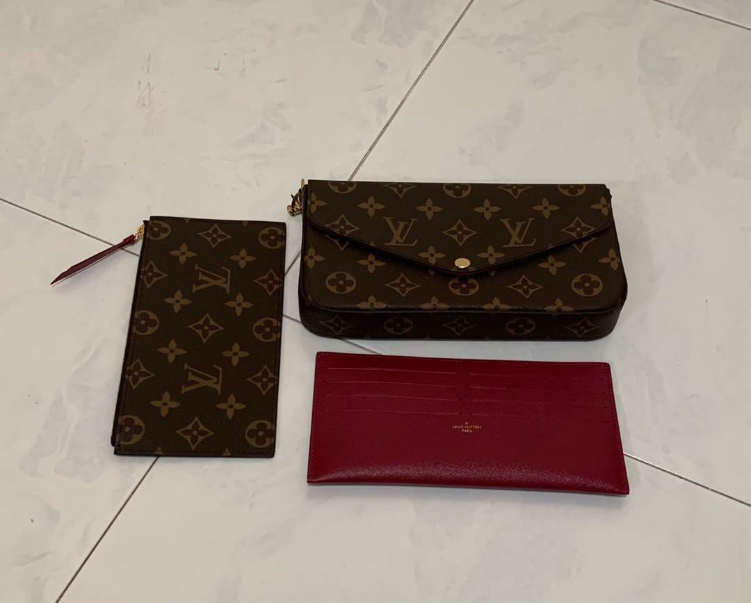 Louis Vuitton Vintage - Taiga Pochette Felicie Insert Wallet - Red