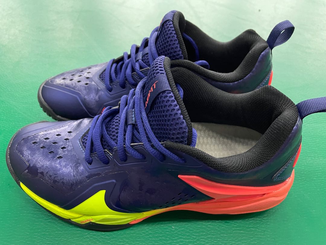Lining shadow sales professional badminton shoes