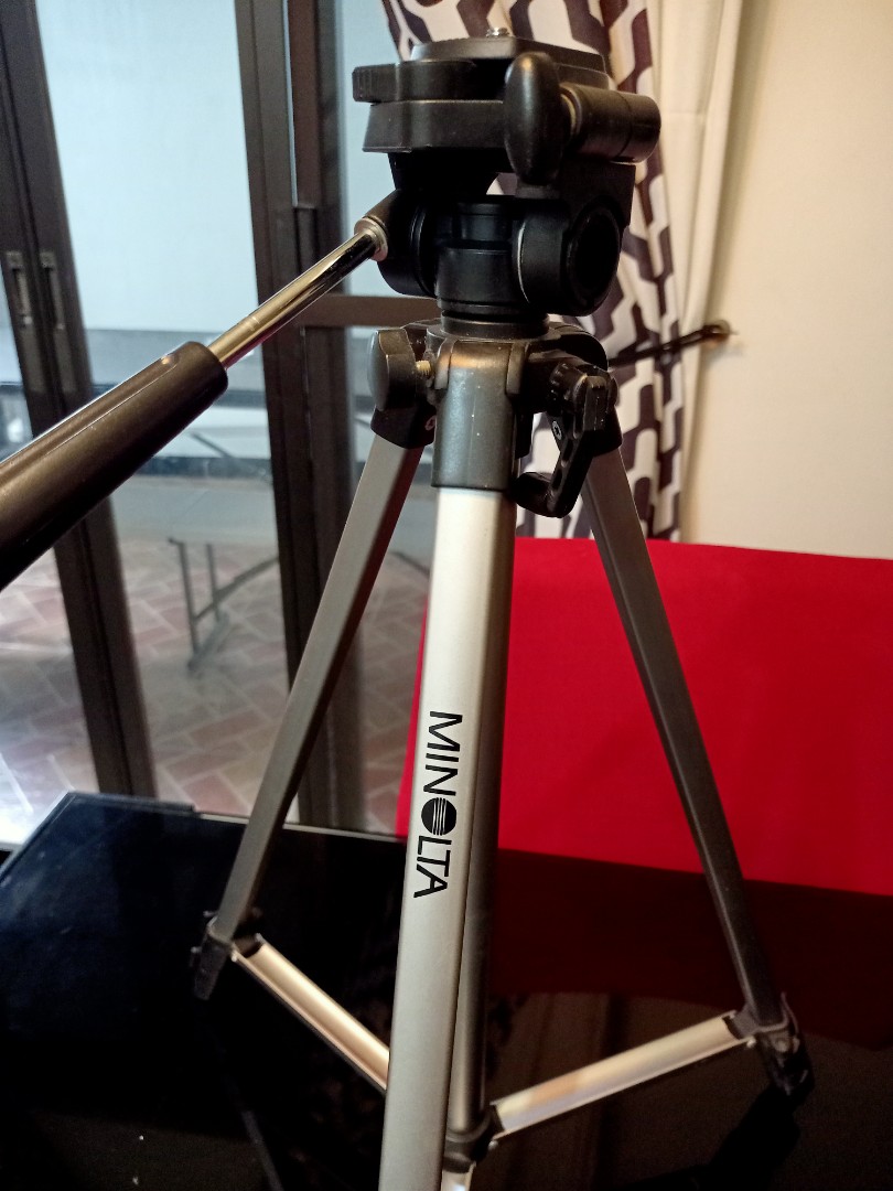 minolta tripod