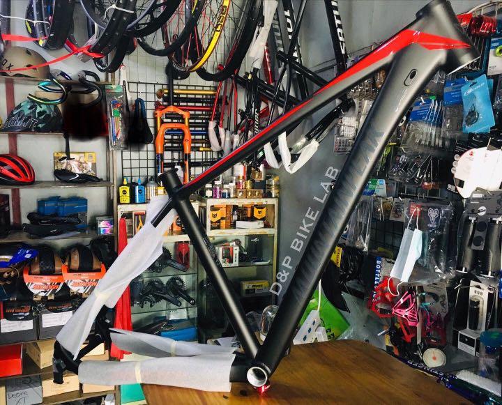 mountain peak monster frame weight