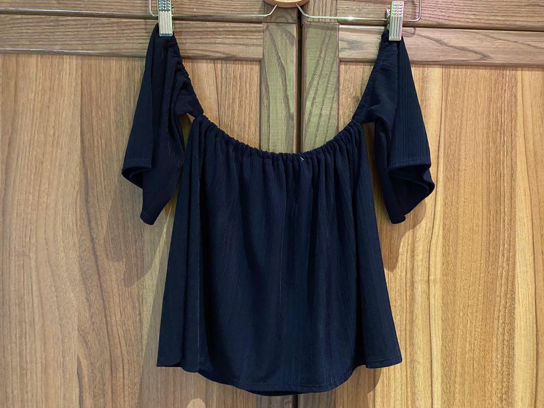 Navy Off Shoulder Top, Women's Fashion, Tops, Sleeveless on Carousell