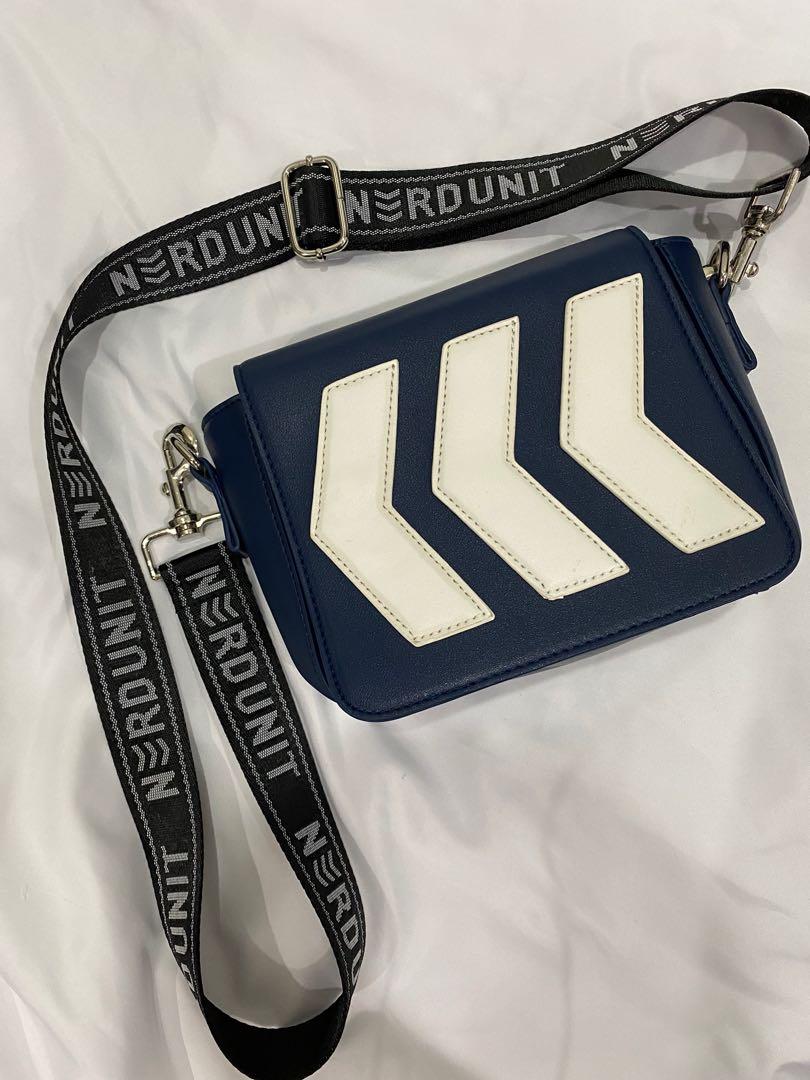 Nerdunit sling bag on sale