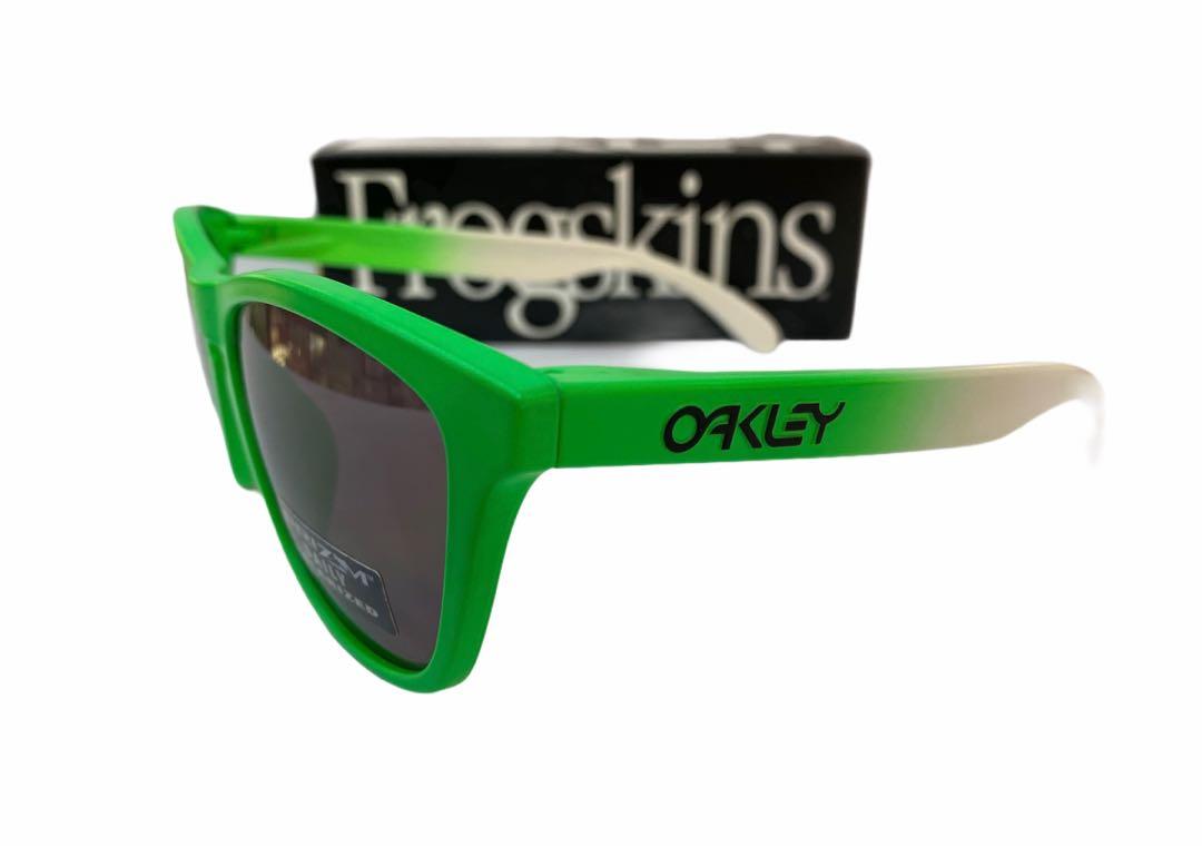 Oakley on sale green fade