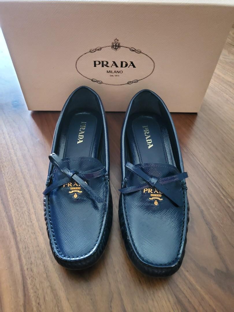 prada women flat shoes