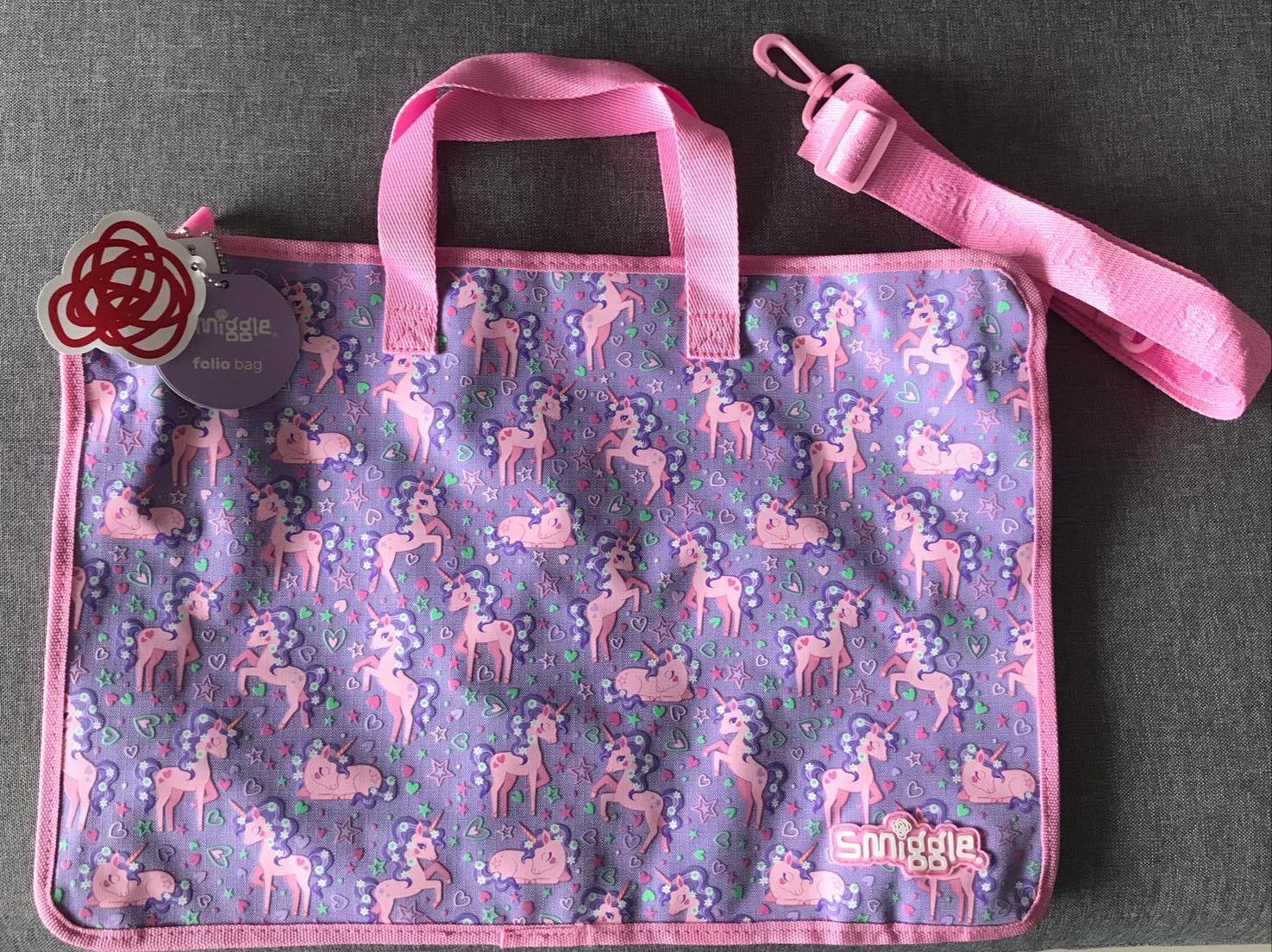 smiggle folio bag