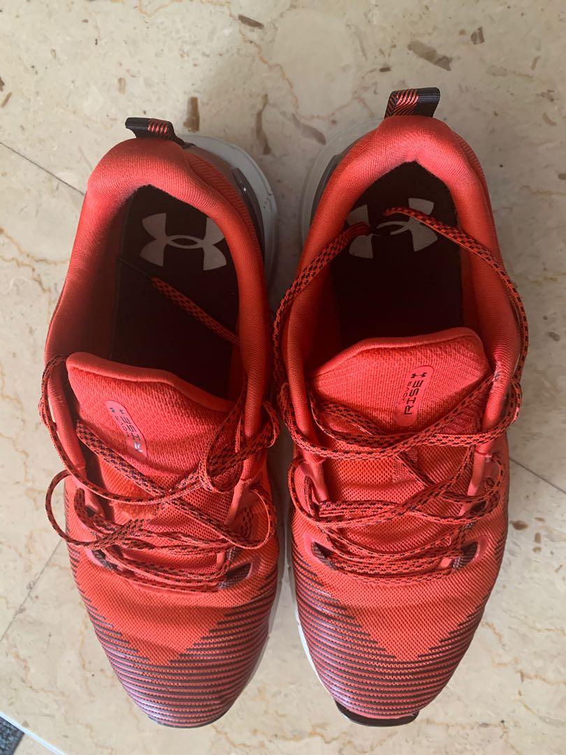 Under Armour Shoe, Men's Fashion, Activewear on Carousell