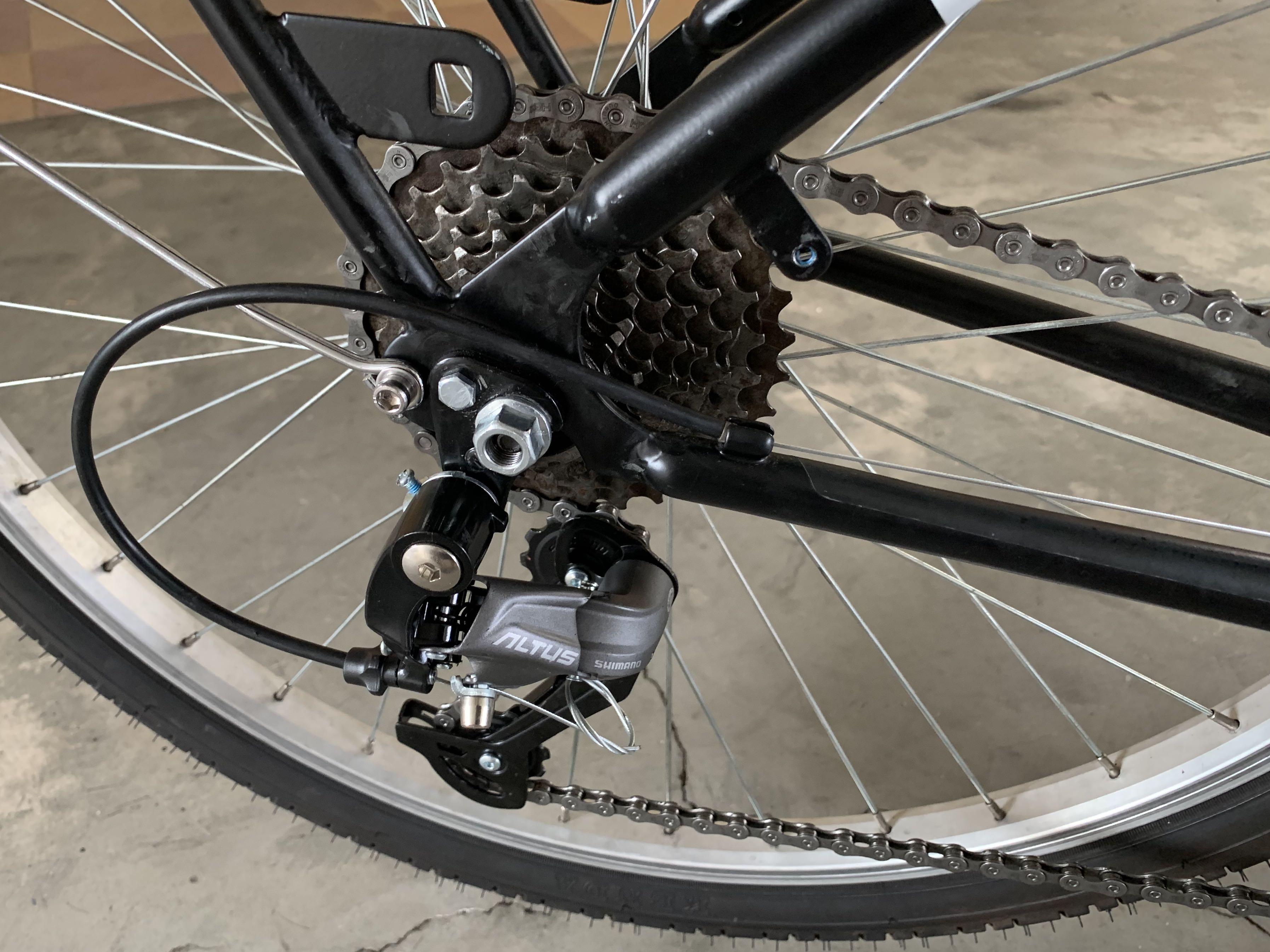 UPGRADED Btwin Elops 100 city bike size M 1 x 9 speed 26inc