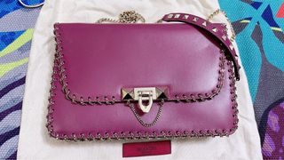 （分類：）位於 。 由 nervv 提交（商品編號 1074141645，圖片 1）。簡介： 。