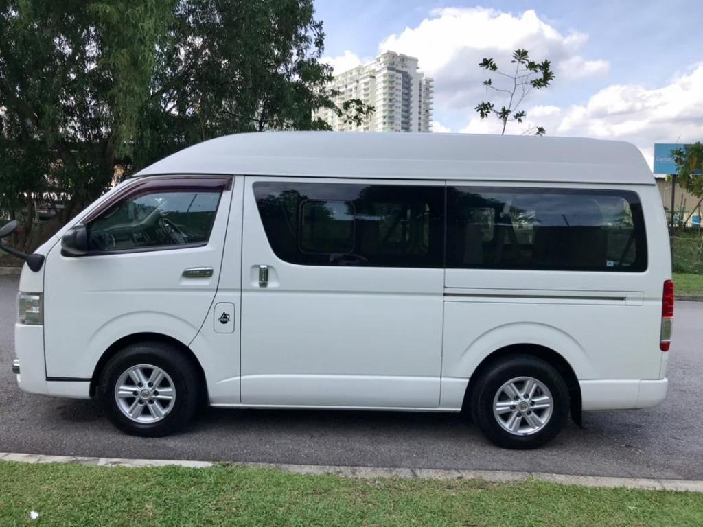 Toyota hiace 10 seater van hotsell for sale