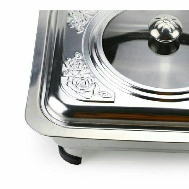 5pcs Buffet SET (Category: Cookware & Accessories) located in Kuala Lumpur. Submitted by nurulyatim85 (Listing ID 1078933913, Image 3). Description: nca 🦋5 PCS BUFFET EMBOSSED / BUFFET TRAY SET RM100 sm FREE POSTAGE 🎉 5 set 34x28 buffet set ✓5 x cover ✓5x tray ✓20x kaki ✓Size 34x28cm deep 5cm ✓Capacity 5L ✓Stainless steel ✓Cover with embossed patterns and glass 🙋‍♀ wasap.my/60122466764/5pcsbuffetsetnca.
