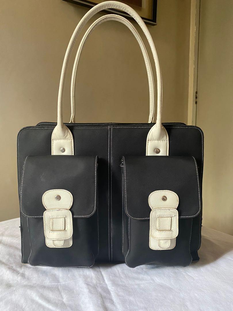 💯 Authentic Red Vanilla Laptop & Document bag (Category: Luxury Bags & Wallets) located in Quezon City. Submitted by irenerc (Listing ID 1078779023, Image 1). Description: This is described as the perfect bag for every business trip. It is a handbag or You can carry it over your shoulder. Features include: Nylon body bumpers nickel hardware pen holders ID holder and key clip front pockets metal feet (very important so that your laptop doesn’t di