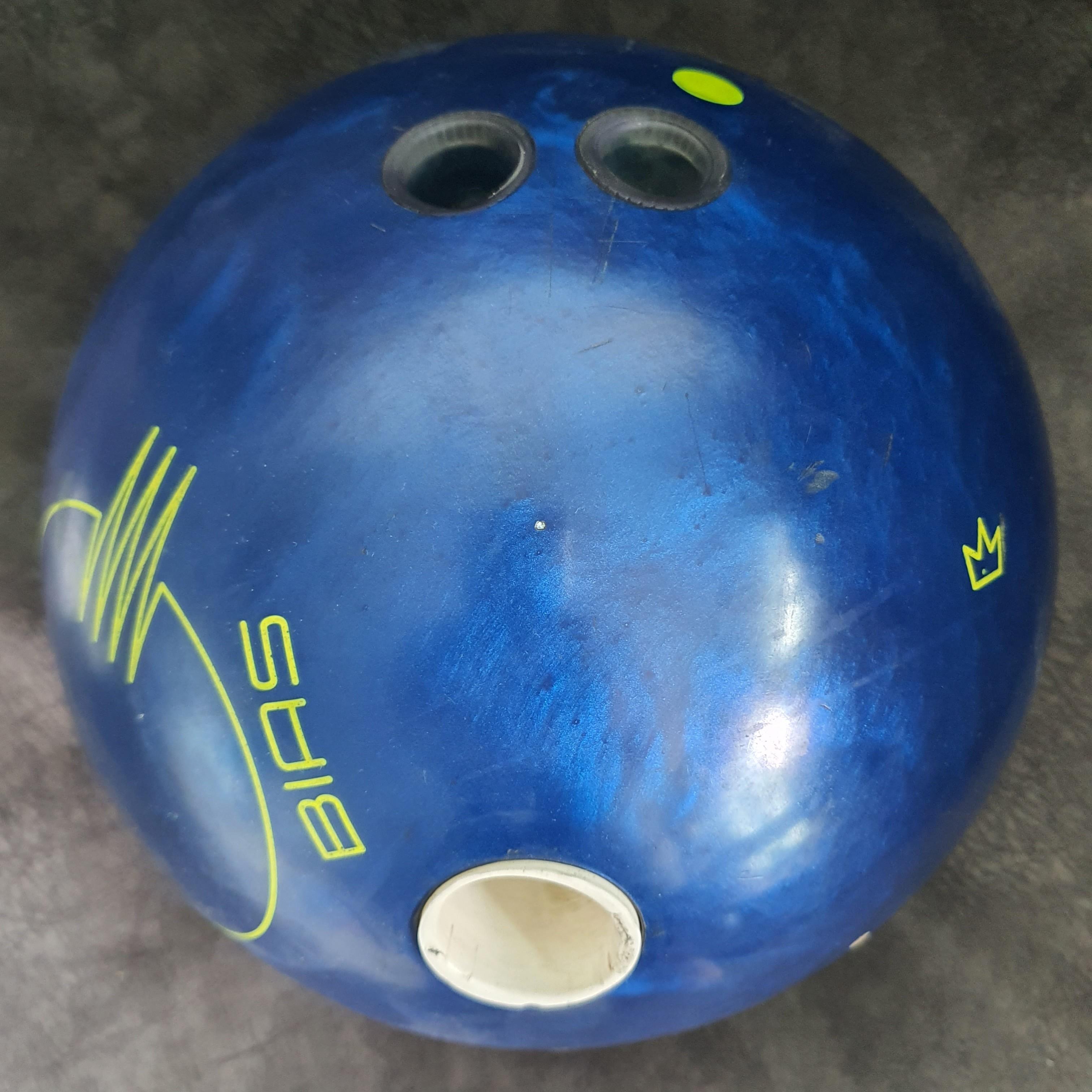 Brunswick Quantum Bias Pearl Bowling Ball, Sports Equipment, Sports