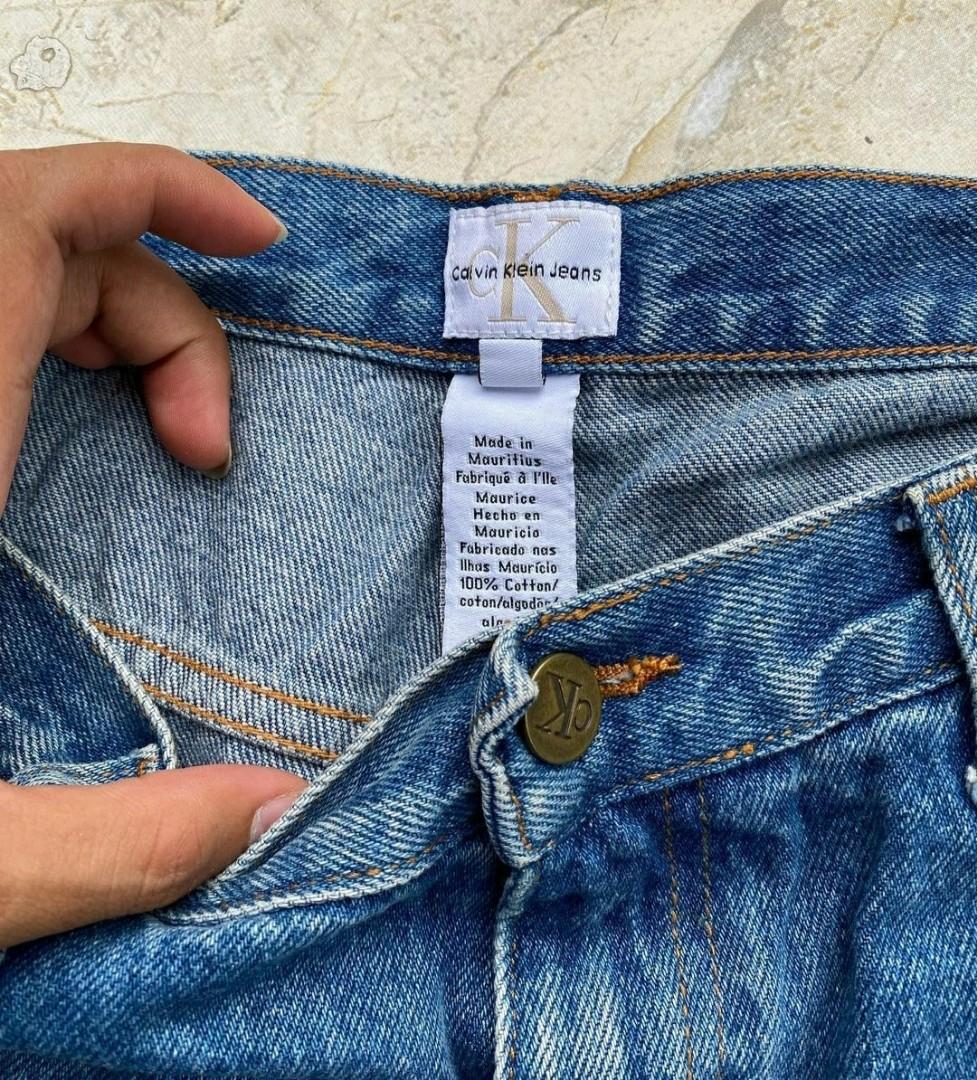 Celana Jeans Calvin Klein - Size 34 