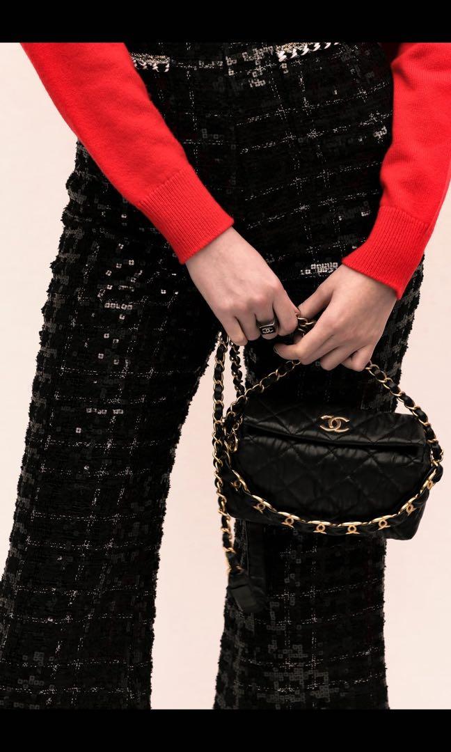 Chanel 2021 small hobo bag 流浪包, 名牌, 手袋及銀包- Carousell