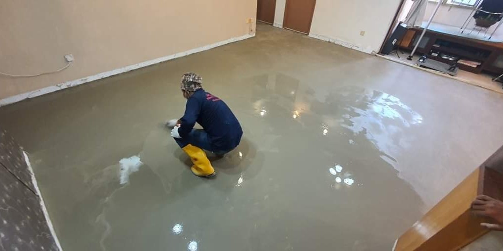 BTO DIRECT CEMENT FLOOR SCREEDING FREE SELF LEVELLING COMPOUND (VALID TILL 30/JUNE/2023), Home