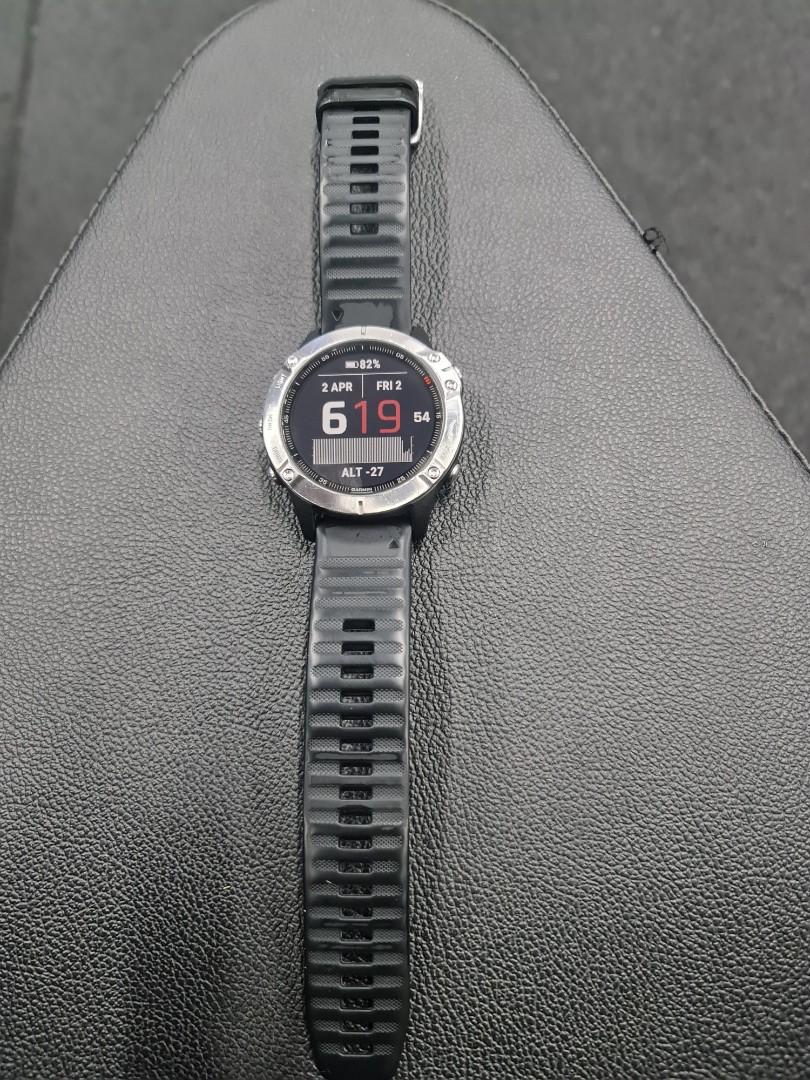 Fenix 6 silver 2025 with black band