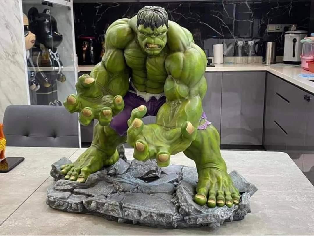[GRAVEN LABS] Incredible HULK statue Kit Unpainted, Hobbies & Toys