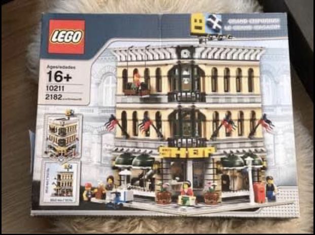 Lego 10211 online price