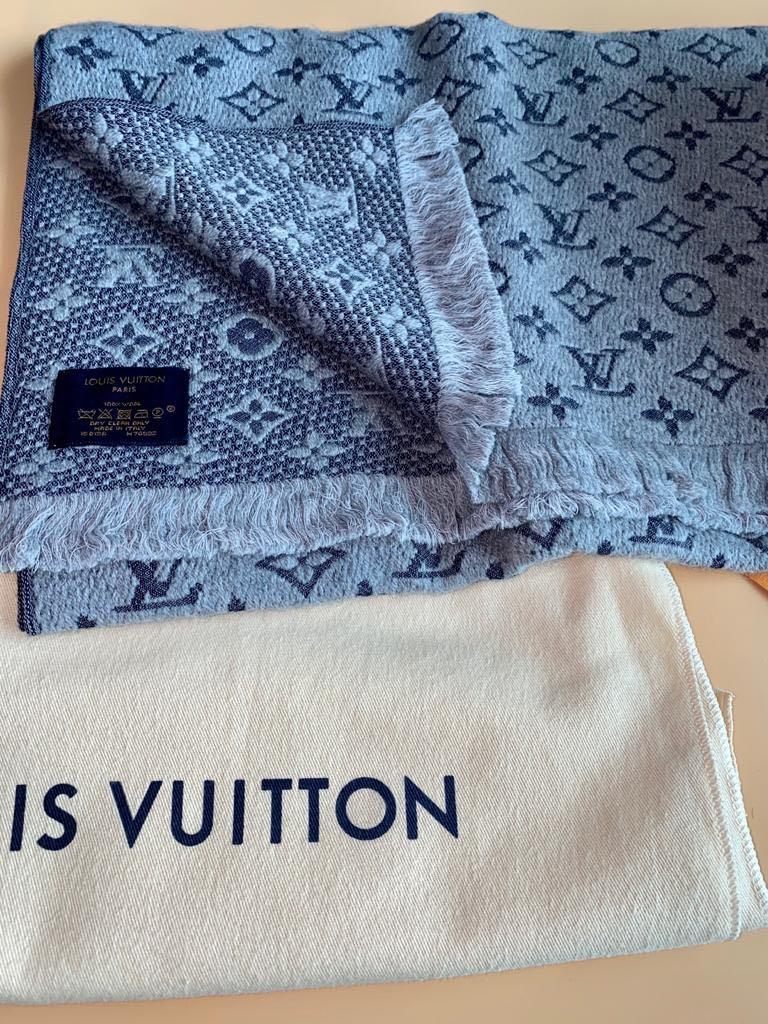Shop Louis Vuitton MONOGRAM 2021-22FW Monogram classic gradient scarf  (M76823) by Kanade_Japan