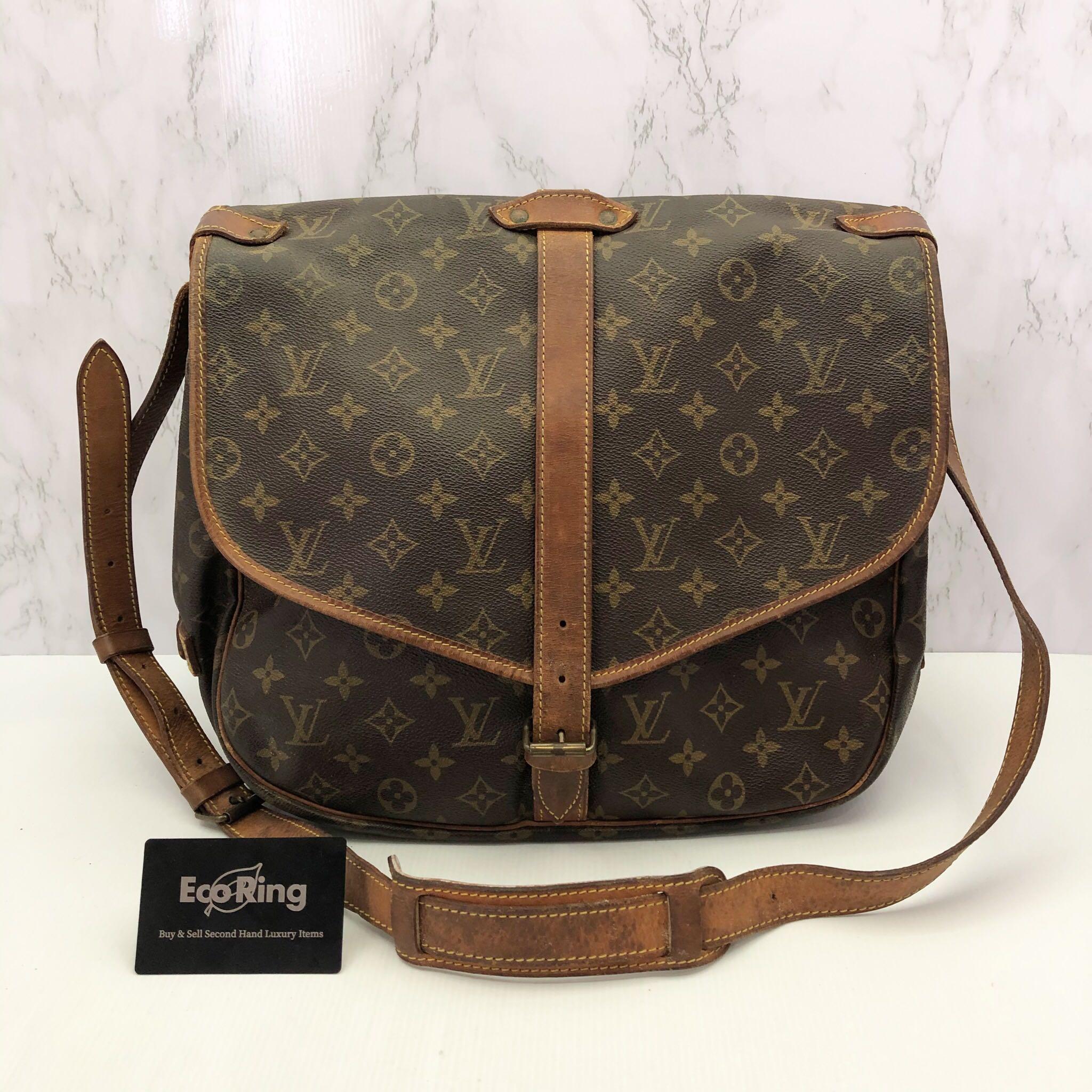 Louis Vuitton totally Gm, Luxury, Bags & Wallets on Carousell