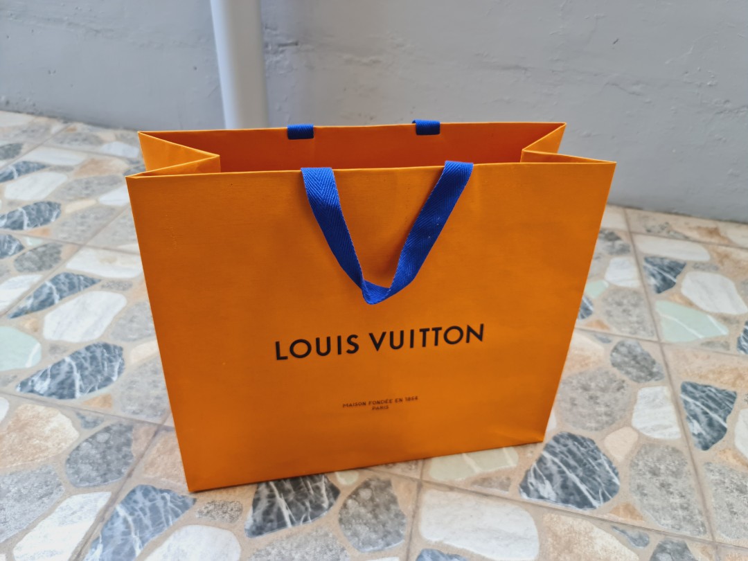 Louis Vuitton Paper Bag Orange, Men's Fashion, Watches & Accessories,  Accessory Holder, Box & Organizers on Carousell